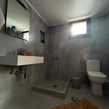 Maria Rooms To Let Ouranoupoli Exterior photo