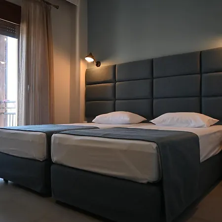 Maria Rooms To Let Ouranoupoli Exterior photo